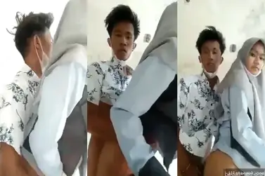 Bokep Hijab SMA Dientot Pacar Tempat Sepi Becek Hot